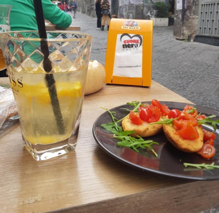 Suite San Gennaro Napoli Bagian luar foto
