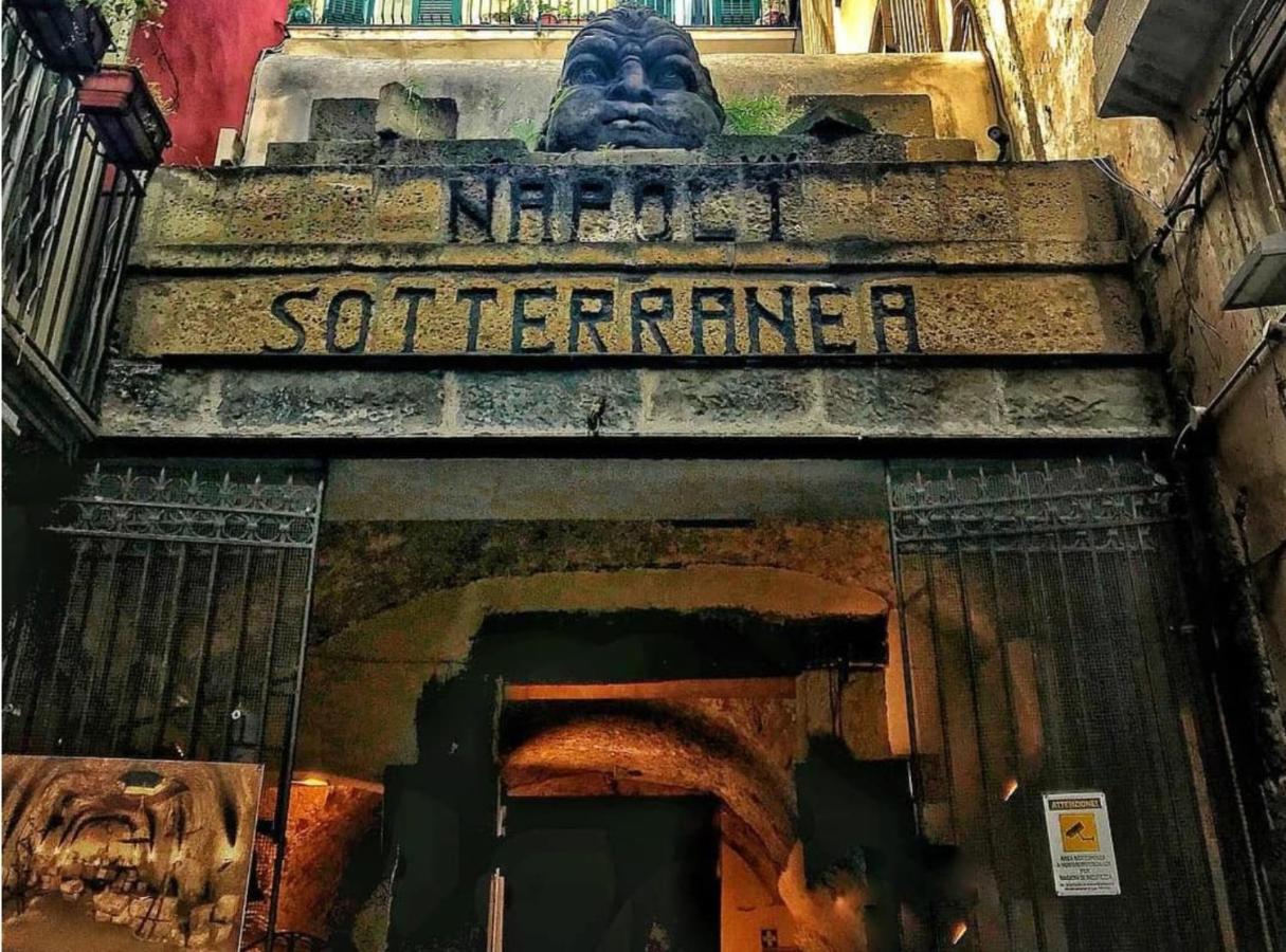 Suite San Gennaro Napoli Bagian luar foto