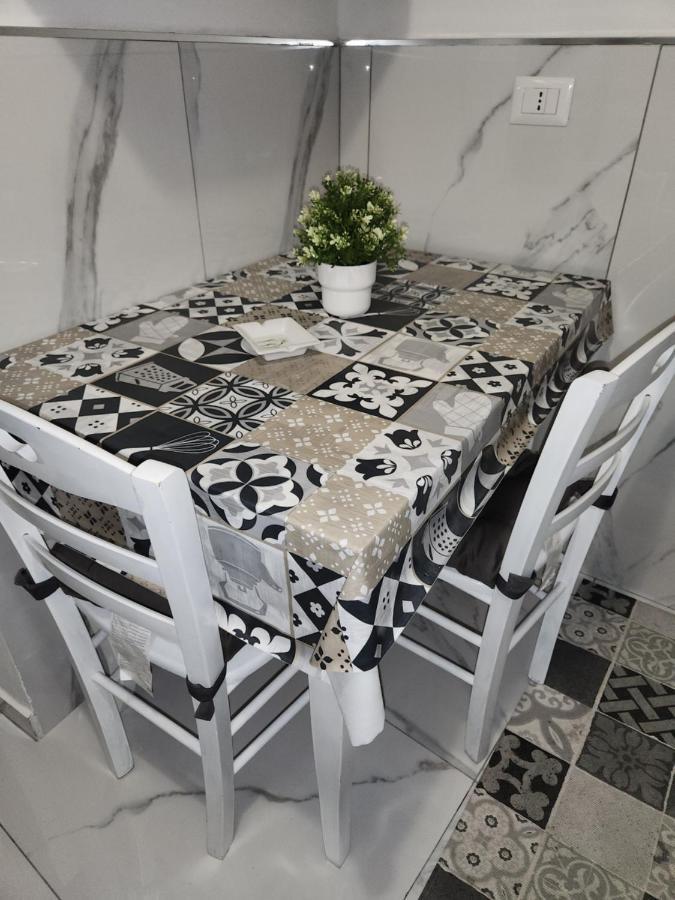 Suite San Gennaro Napoli Bagian luar foto