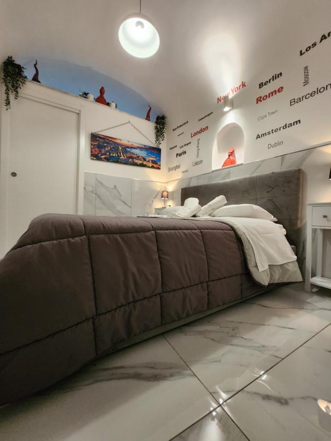 Suite San Gennaro Napoli Bagian luar foto